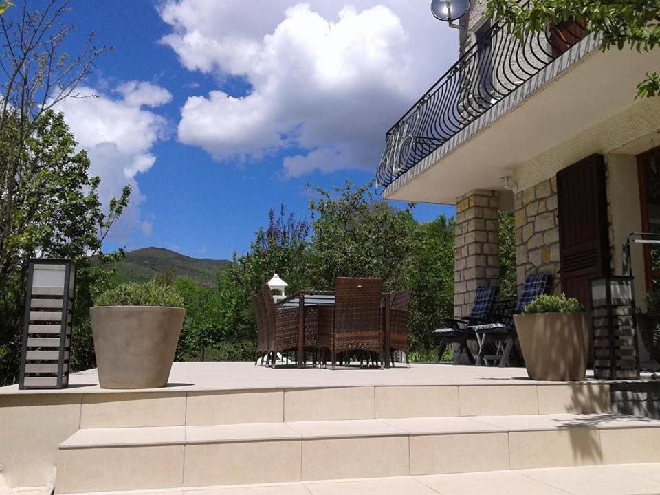 Bnb Castellane Chambre D'Hotes B&B Εξωτερικό φωτογραφία