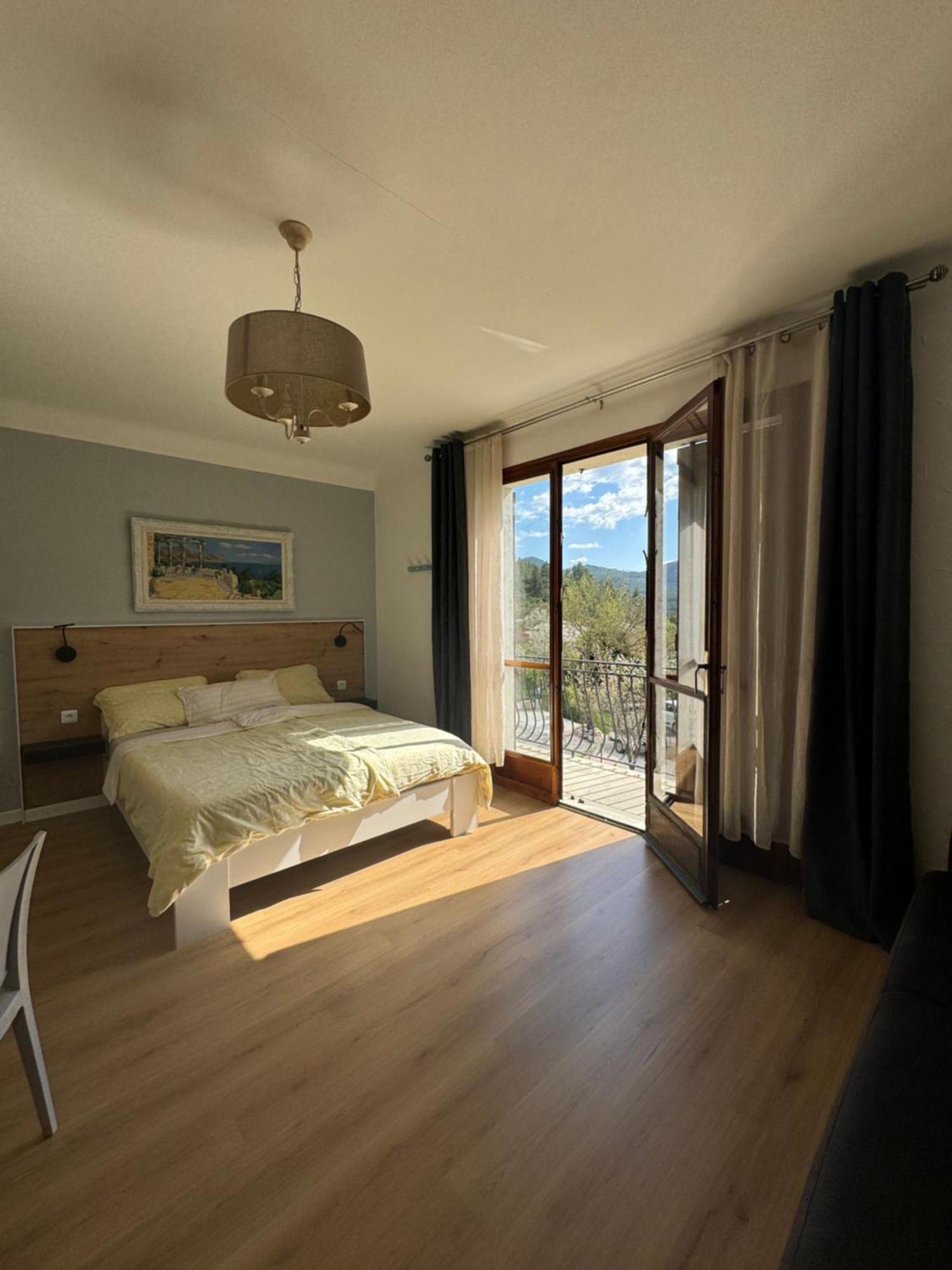 Bnb Castellane Chambre D'Hotes B&B Εξωτερικό φωτογραφία