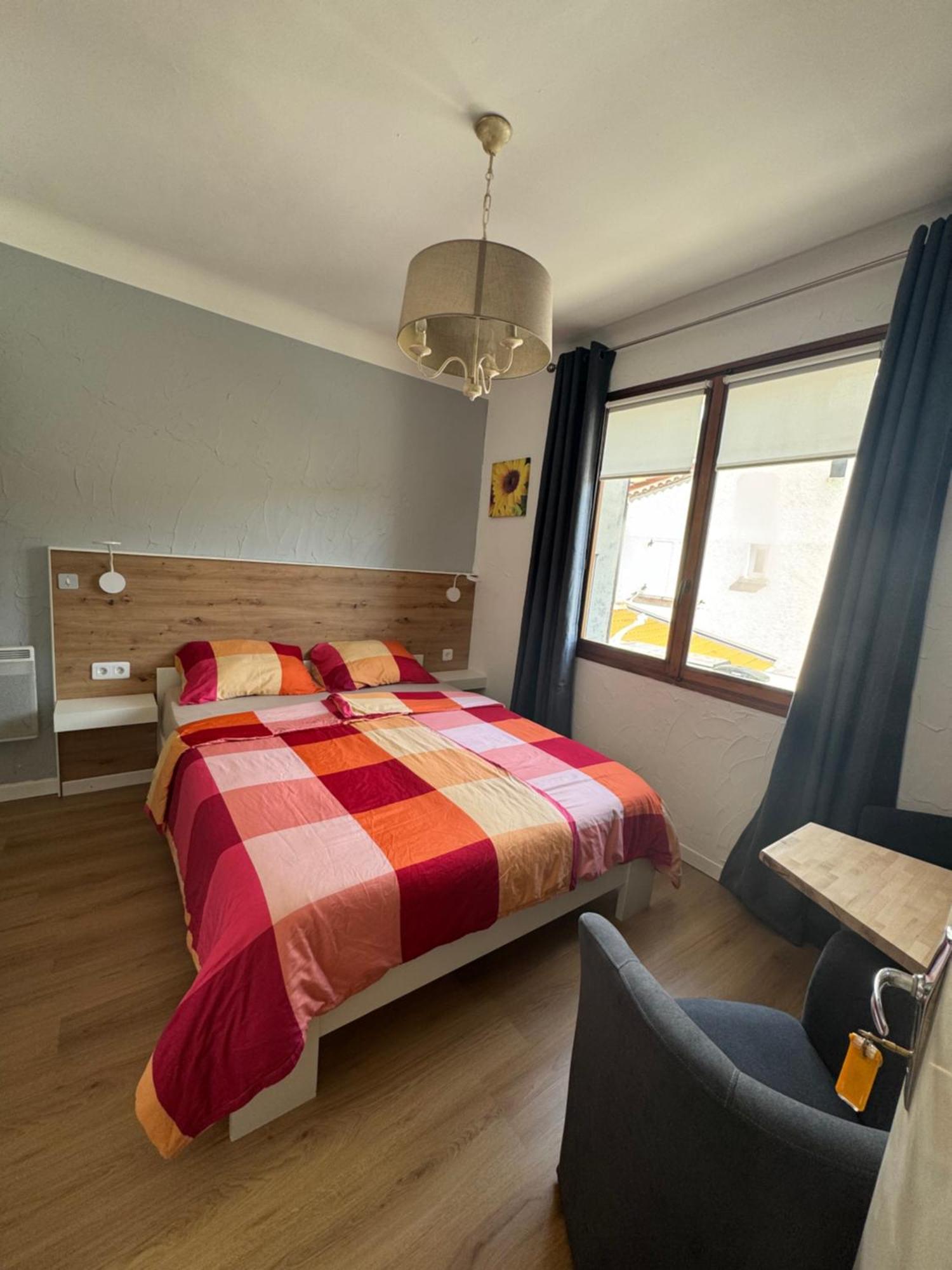 Bnb Castellane Chambre D'Hotes B&B Εξωτερικό φωτογραφία