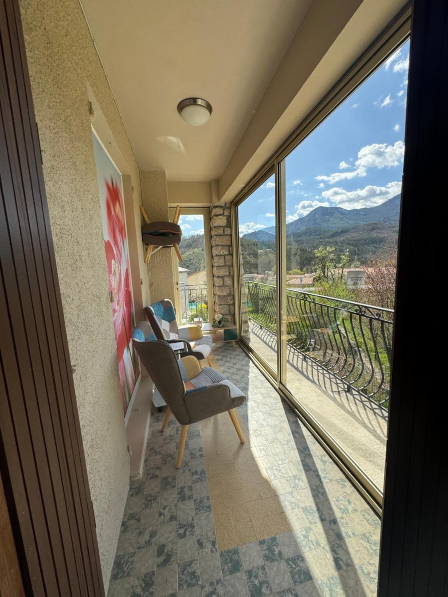 Bnb Castellane Chambre D'Hotes B&B Εξωτερικό φωτογραφία