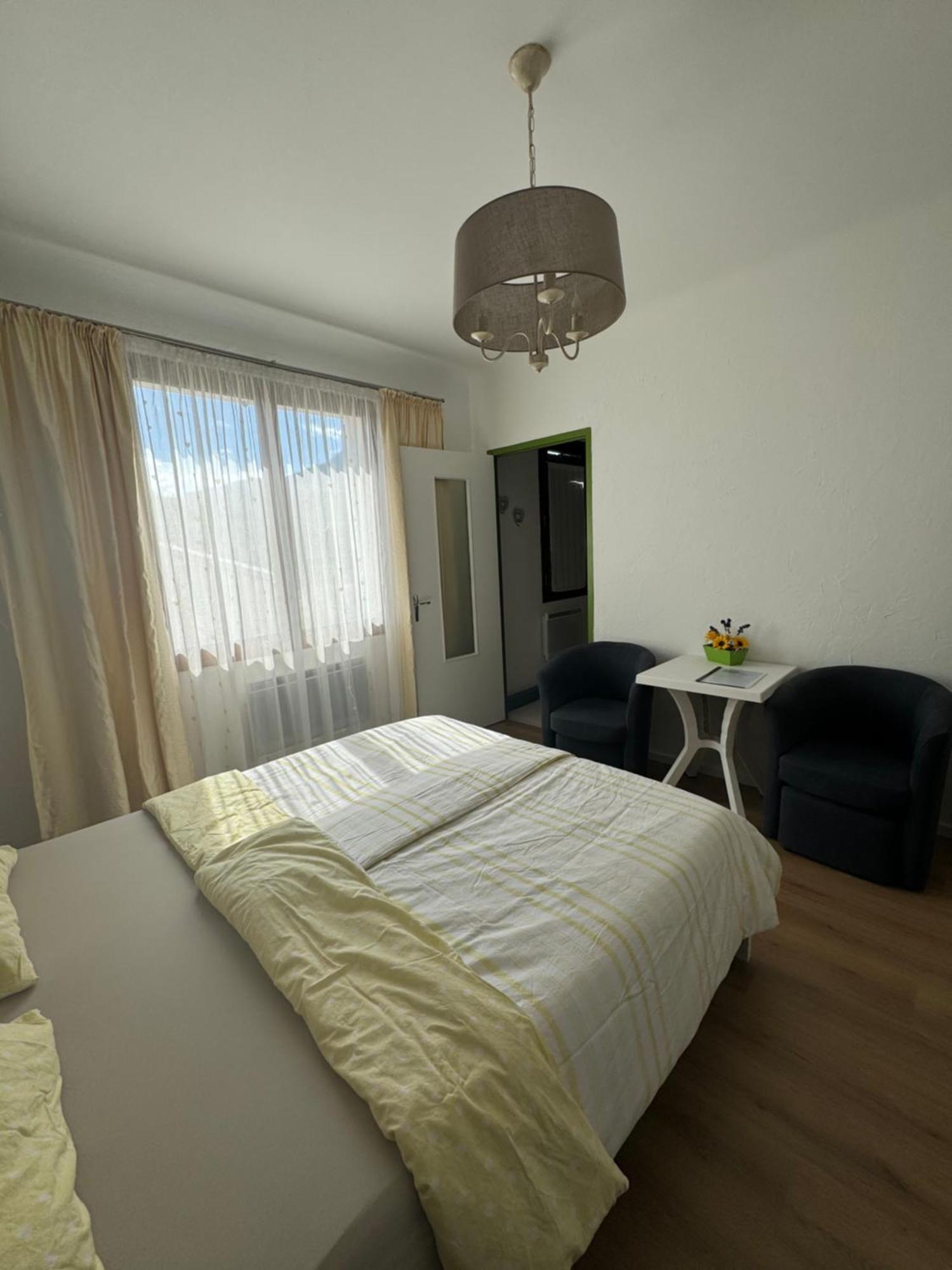 Bnb Castellane Chambre D'Hotes B&B Εξωτερικό φωτογραφία
