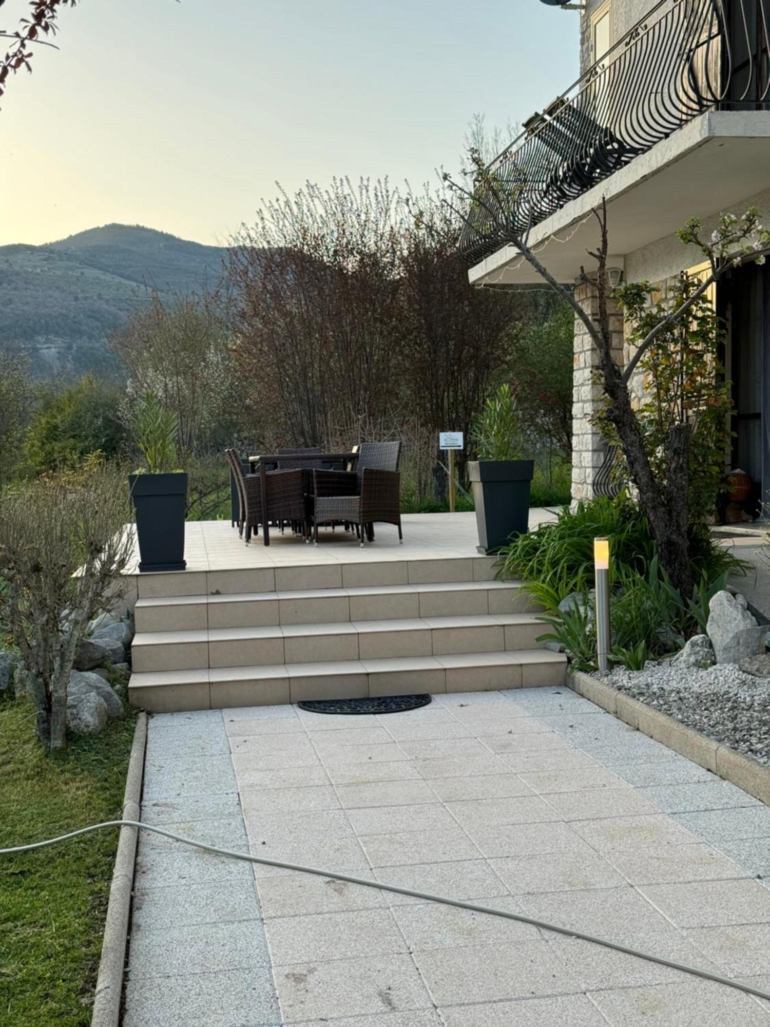 Bnb Castellane Chambre D'Hotes B&B Εξωτερικό φωτογραφία
