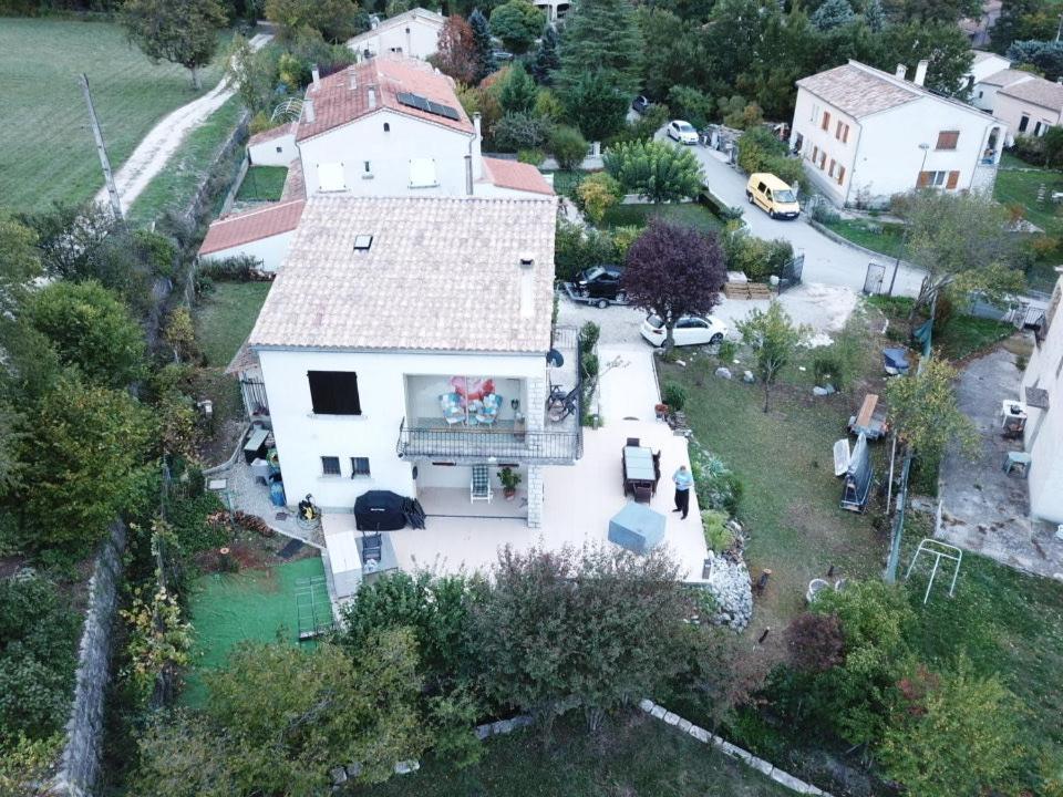 Bnb Castellane Chambre D'Hotes B&B Εξωτερικό φωτογραφία